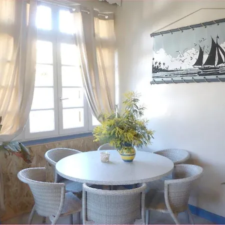 Fleur Des Pins - & D'hotes