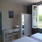 Fleur Des Pins - & D'hotes