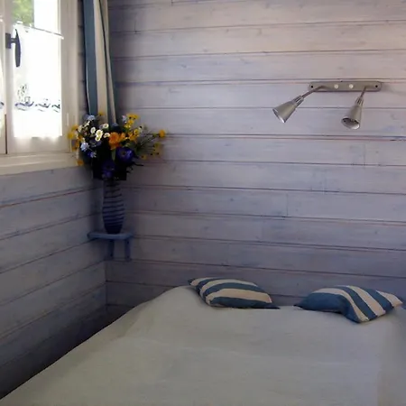 B&B Fleur Des Pins - & D'hotes 생-조르주-돌레롱