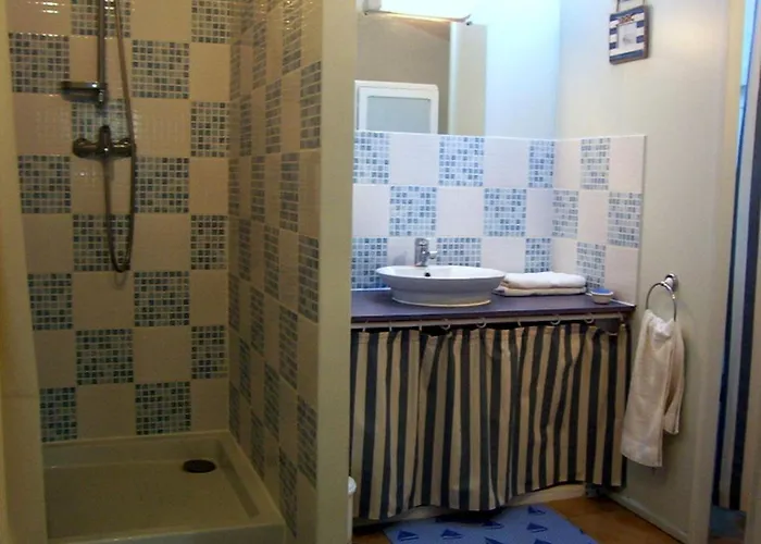 Residence Fleur Des Pins - Gites & Chambres D'Hotes 4* Saint-Georges-d'Oleron